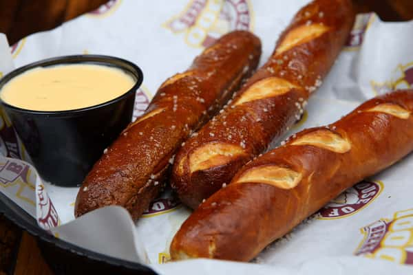 Pretzels and Beer Cheese Menu House of 1000 Beers Bar & Grill in PA