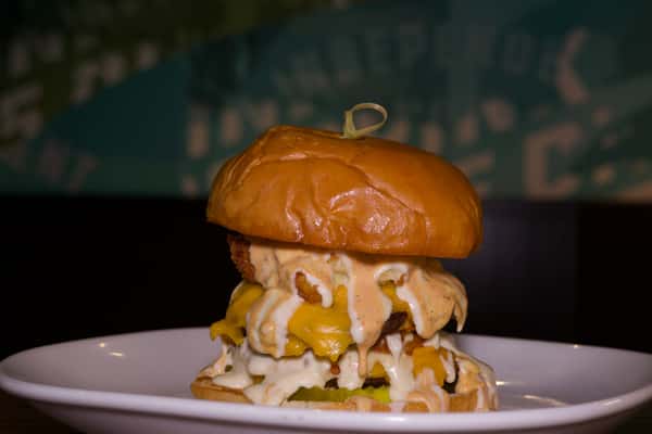 Mac N Cheese Burger