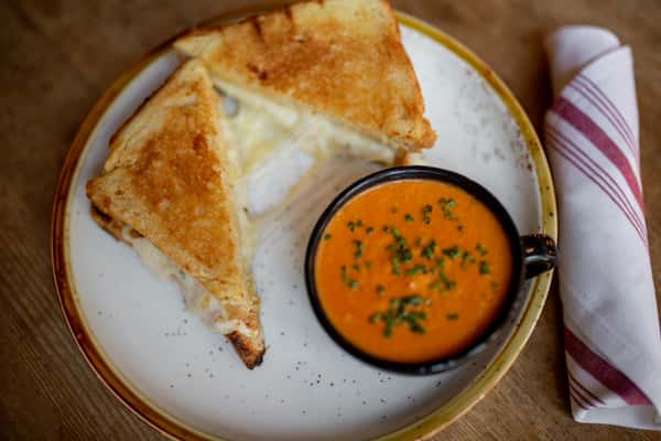 Grilled Cheese & Tomato Bisque