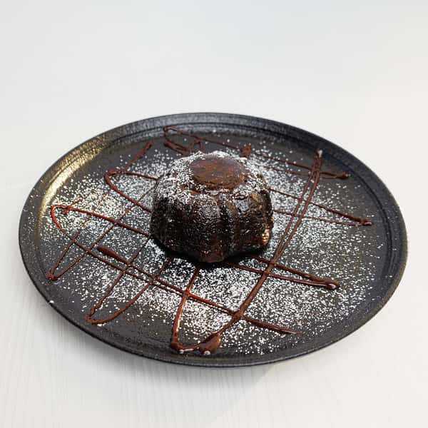 MOLTEN CHOCOLATE CAKE