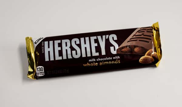 Hersheys Milk Chocolate w\Whole Almonds King