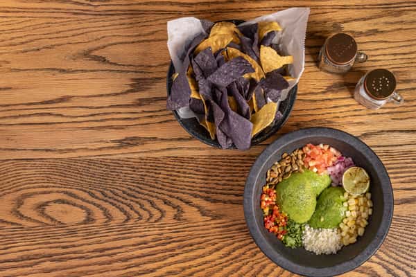 HAND CRAFTED GUAC