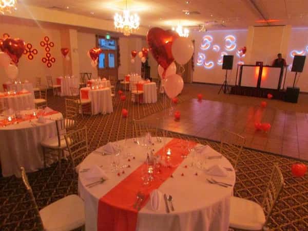 round table decorated with balloons