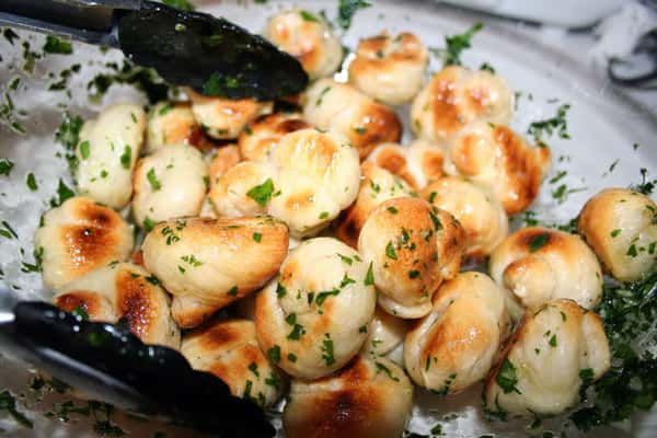 garlic knots