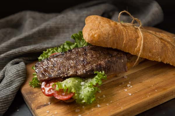 Churrasquinho no Pão - Lunch Special