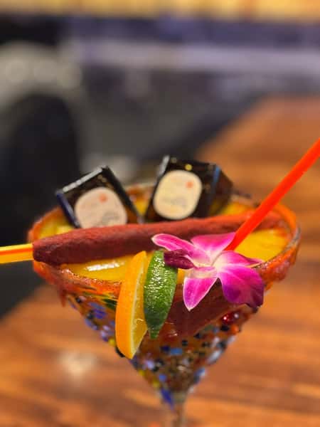 Mangochamoy La Gemela