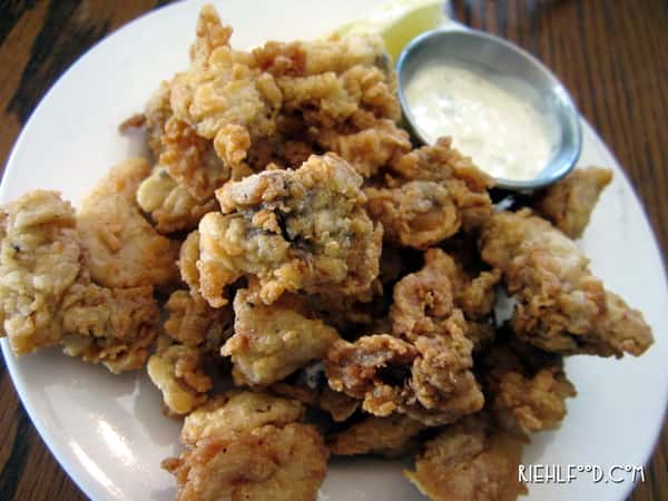 whole belly clams reg$26/lrg$35