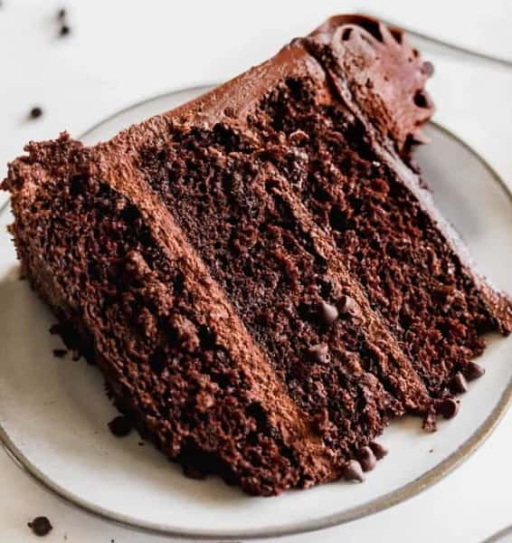 3 layer chocolate cake