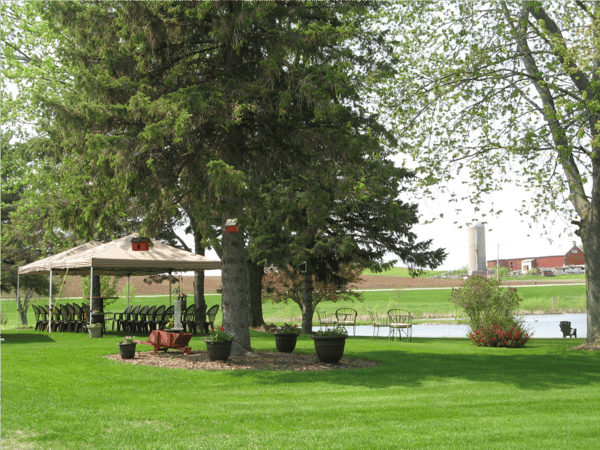 grounds (1)