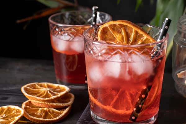 Cocktails with ice and citrus slices