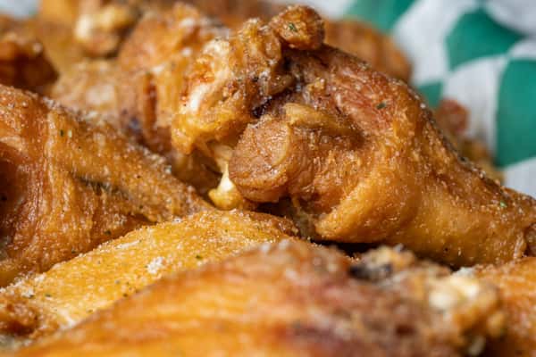 Leprechaun Wings