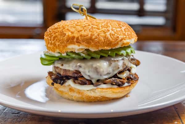 Mushroom-Avo Cheeseburger
