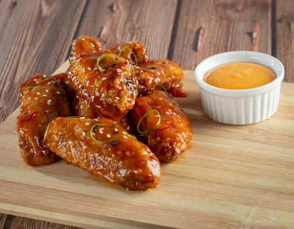 wings and cheese dip