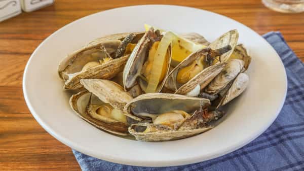 Fresh Maine Steamers