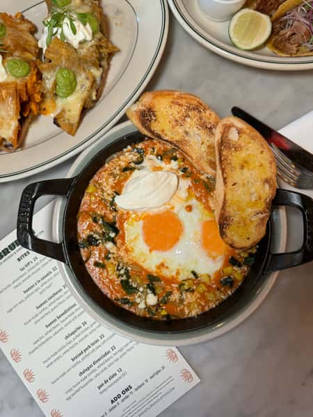 Huevos a la Cazuela