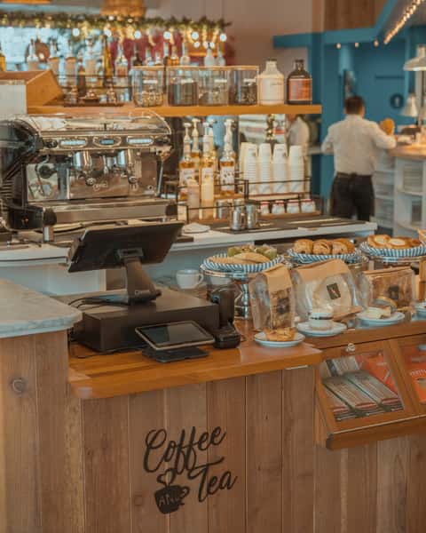 cafe alora social