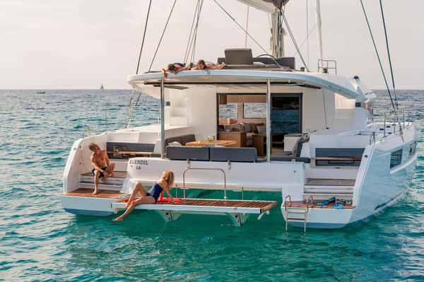 Buena Vida yachts available for rent