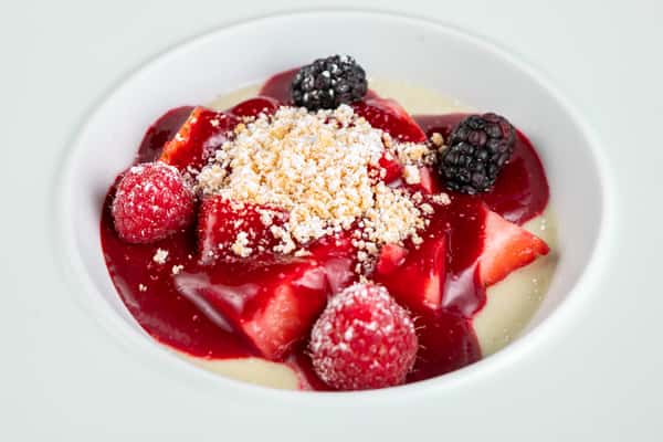 Pistachio panna cotta