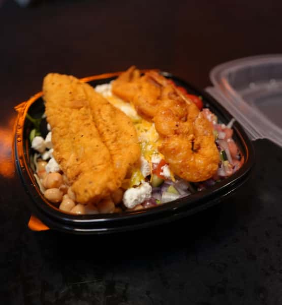 Seafood Salad(1pc Fish 4 Shrimp)