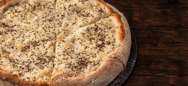 Cacio e Pepe Pizza 12"