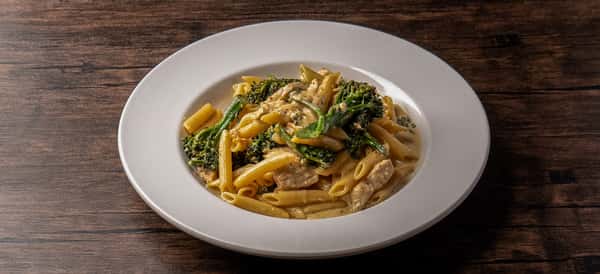 Chicken & Broccoli Alfredo