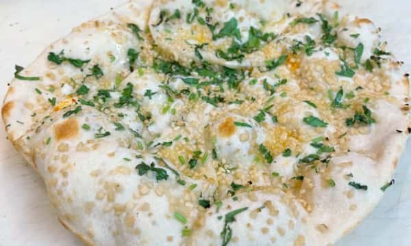 GARLIC CILANTRO NAAN