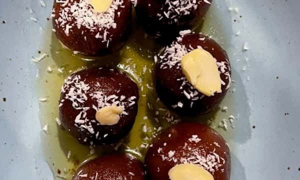 GULAB JAMUN