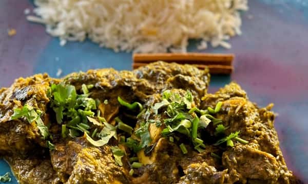 CHICKEN SAAG