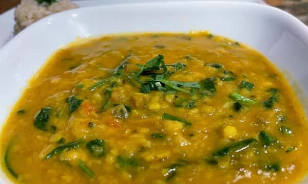 TADKA DAL WITH SPINACH
