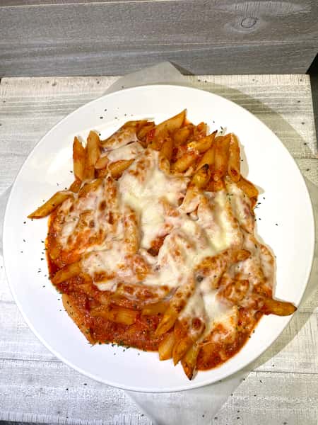 Baked pasta entrée with cheese
