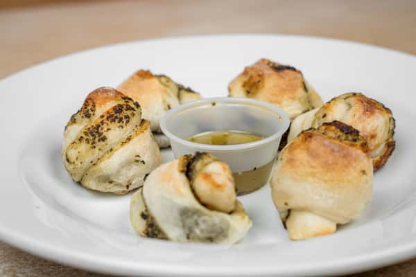 Pesto Knots