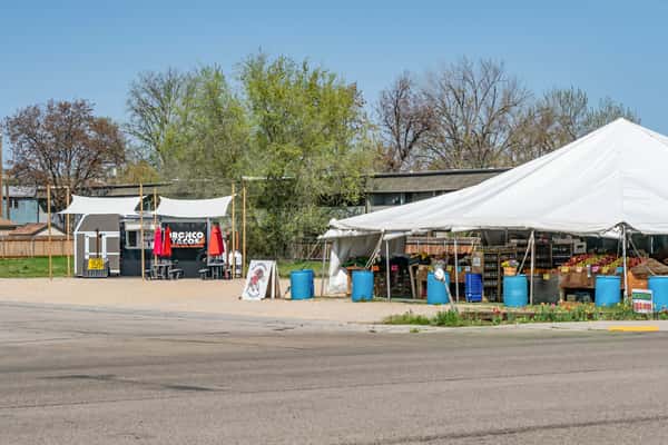 Fruit stand