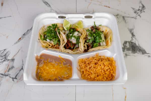 #7 Tres amigos