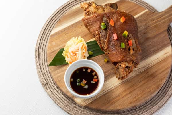 FTVAN Crispy Pata