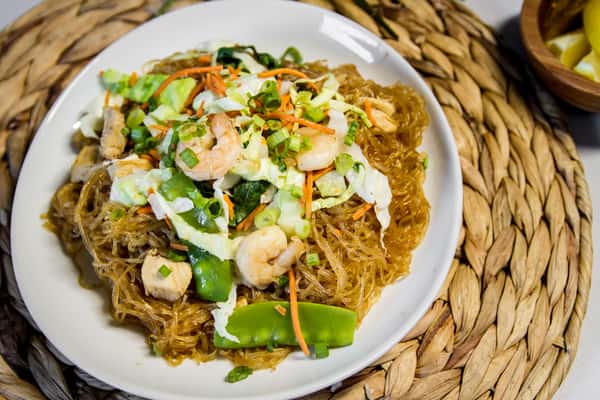 Pancit Bihon (Rice Noodles)
