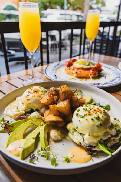 Blue Crab Benedict