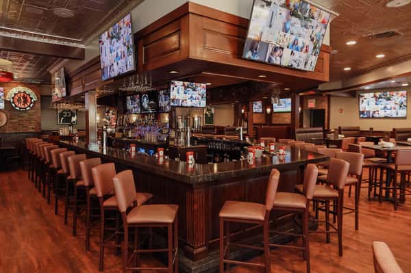 Peabody Bar Photo