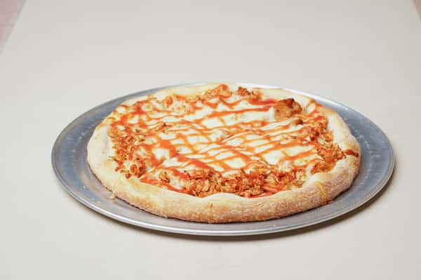 LARGE BUFFALO CHICKEN PIZZA