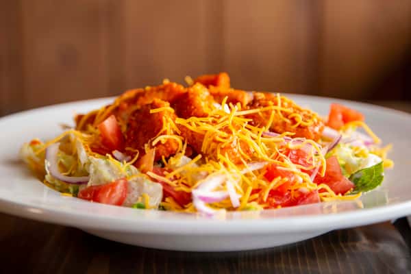 Buffalo Wing Salad