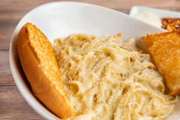 Fettuccine Alfredo