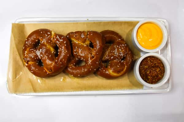 TAVERN PRETZELS