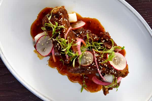 STICKY PORK RIBS