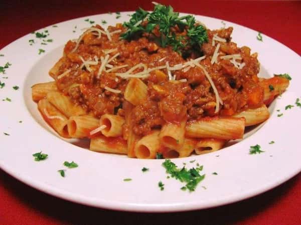 Rigatoni Bolognese