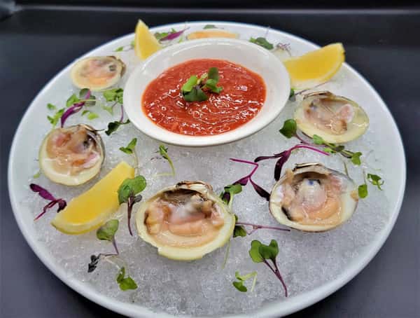 Clams 1/2 Shell (6)
