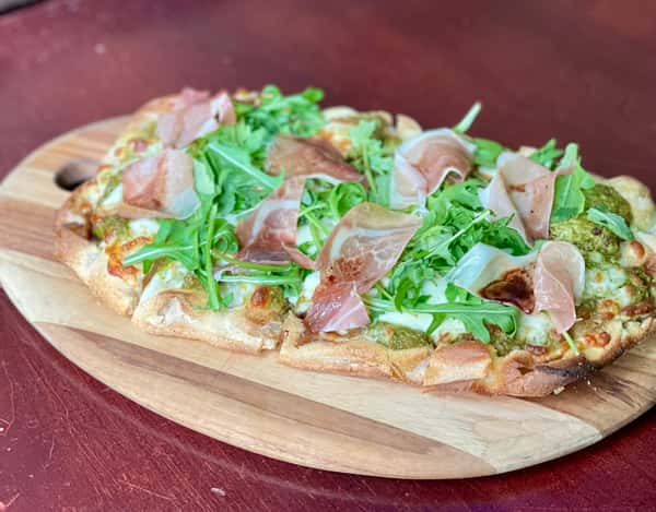 Prosciutto pesto flatbread