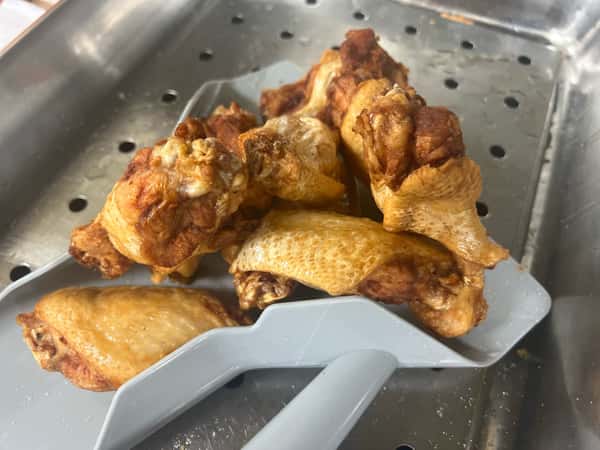 Buffalo Style Chicken Wings