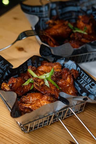 Jumbo Bone-In Wings