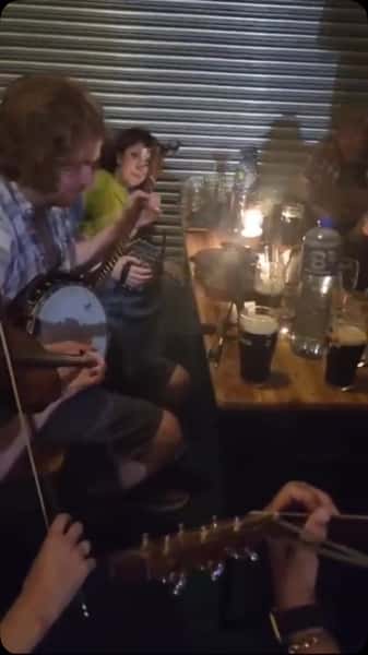 Trad Night Is Back Tonight From 7.30pm Great Night With Some Of South Londons Finest Musicians.. Free Entry Take A Break From The Football ☘️ #trad #irish #tooting #irishfood #tradmusic 

Fully Air conditioned ❄️❄️❄️❄️❄️❄️❄️
