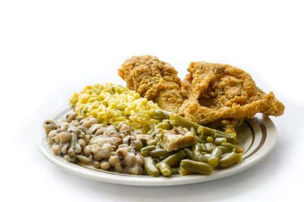 plate of rice, green beans, black eyed peas and fried chicken