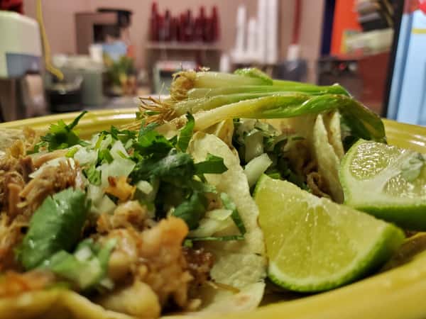 Tacos De Carnitas
